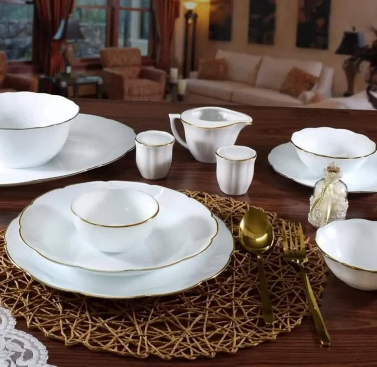 سرویس آرکوپال لب طلا ۱۲ نفره ۵۲ پارچه ضدخش و ضدضربه