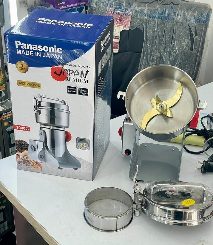 آسیاب صنعتی پاناسونیک مدل MZ-2025 ظرفیت ۱۰۰۰ گرم با تیغه طلایی