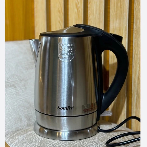 کتری برقی سونیفر مدل SF2024 گنجایش ۱.۸ لیتر